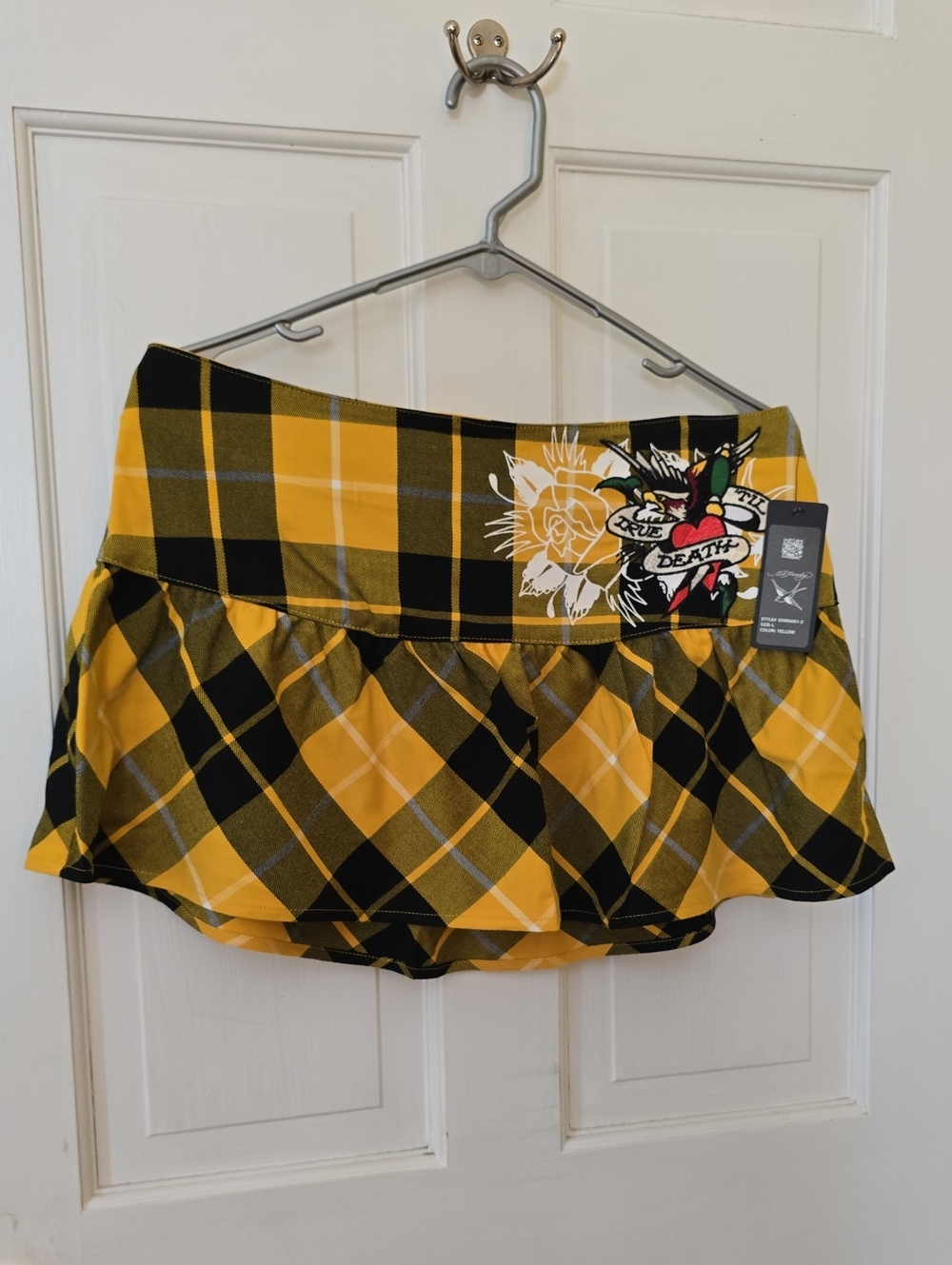 Ed Hardy Yellow and Black Plaid Mini Skirt with Embroidered Patch Size Large